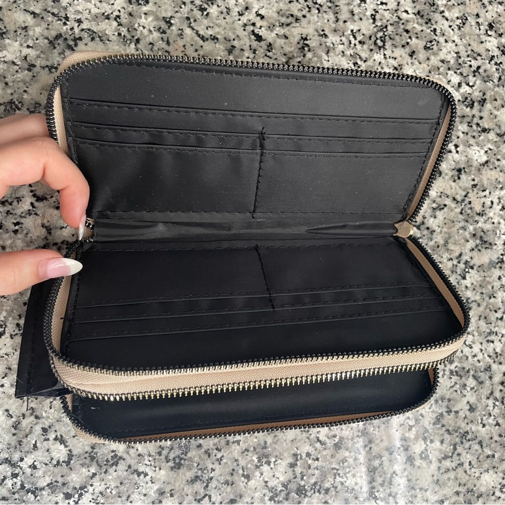 Tan Rampage Wallet - Picture 4 of 4